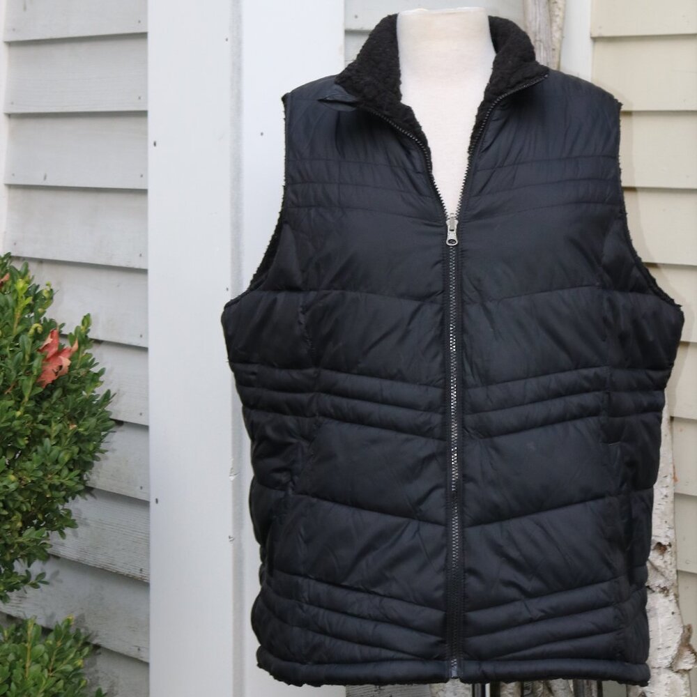 NEW Black Reversible Fleece Lined Quilted Classic Vest Sz 1X (16-18)
